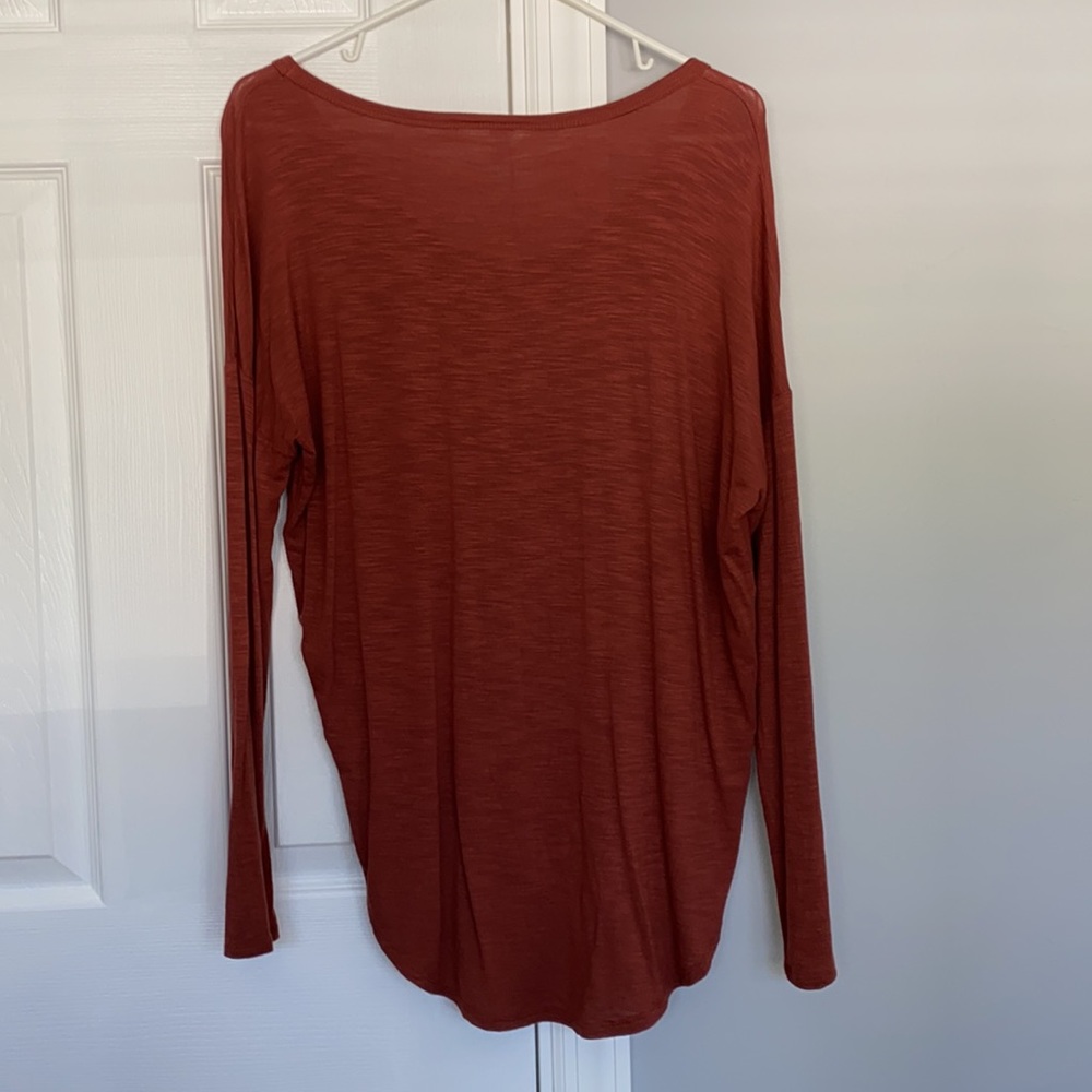 Luxe long sleeve voop neck tunic for women - Picture 6 of 6